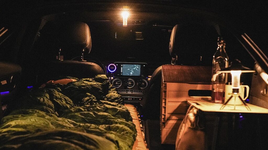 軽量&長時間点灯でキャンプや車中泊、防災も安心